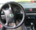 Красный Шкода Октавия, объемом двигателя 1.6 л и пробегом 300 тыс. км за 5500 $, фото 5 на Automoto.ua