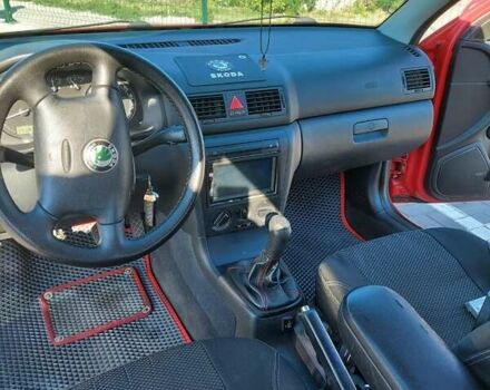 Красный Шкода Октавия, объемом двигателя 1.6 л и пробегом 225 тыс. км за 4999 $, фото 58 на Automoto.ua