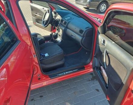 Красный Шкода Октавия, объемом двигателя 1.6 л и пробегом 225 тыс. км за 4999 $, фото 42 на Automoto.ua