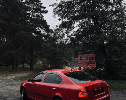 Красный Шкода Октавия, объемом двигателя 1.6 л и пробегом 250 тыс. км за 6000 $, фото 2 на Automoto.ua