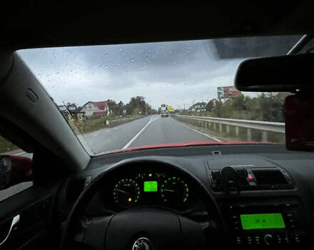 Красный Шкода Октавия, объемом двигателя 1.6 л и пробегом 250 тыс. км за 6000 $, фото 9 на Automoto.ua