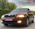 Шкода Октавия 2006 в Дунаевцах на Automoto.ua Красный Шкода Октавия, объемом двигателя 1.6 л и пробегом 243 тыс. км за 5850 $, фото 8 на Automoto.ua