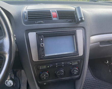 Красный Шкода Октавия, объемом двигателя 1.6 л и пробегом 296 тыс. км за 4700 $, фото 11 на Automoto.ua