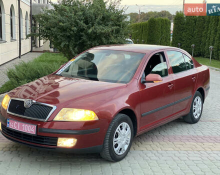 Шкода Октавия 2006 в Дунаевцах на Automoto.ua Красный Шкода Октавия, объемом двигателя 1.6 л и пробегом 243 тыс. км за 5850 $, фото 4 на Automoto.ua