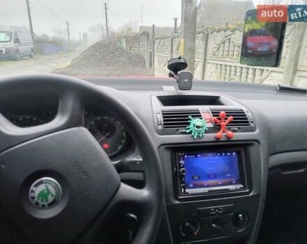 Красный Шкода Октавия, объемом двигателя 1.6 л и пробегом 192 тыс. км за 5900 $, фото 8 на Automoto.ua