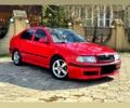 Красный Шкода Октавия, объемом двигателя 18 л и пробегом 212 тыс. км за 5200 $, фото 1 на Automoto.ua