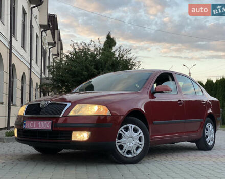 Шкода Октавия 2006 в Дунаевцах на Automoto.ua Красный Шкода Октавия, объемом двигателя 1.6 л и пробегом 243 тыс. км за 5850 $, фото 1 на Automoto.ua