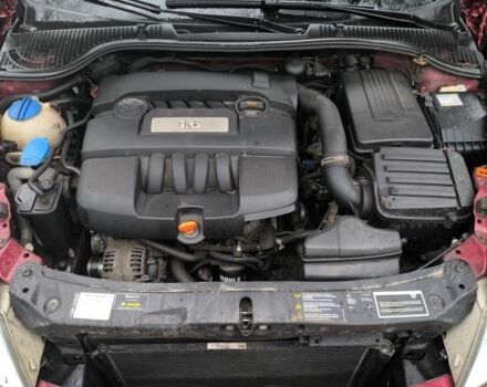 Красный Шкода Октавия, объемом двигателя 1.6 л и пробегом 245 тыс. км за 5800 $, фото 6 на Automoto.ua