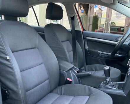 Шкода Октавия 2006 в Дунаевцах на Automoto.ua Красный Шкода Октавия, объемом двигателя 1.6 л и пробегом 243 тыс. км за 5850 $, фото 34 на Automoto.ua