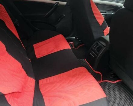 Красный Шкода Октавия, объемом двигателя 1.9 л и пробегом 140 тыс. км за 6000 $, фото 2 на Automoto.ua