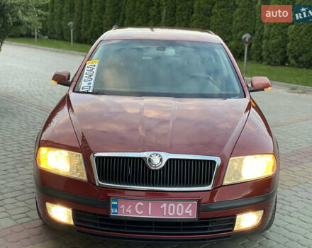 Шкода Октавия 2006 в Дунаевцах на Automoto.ua Красный Шкода Октавия, объемом двигателя 1.6 л и пробегом 243 тыс. км за 5850 $, фото 2 на Automoto.ua