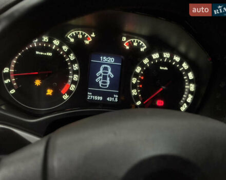 Червоний Шкода Октавія, об'ємом двигуна 2 л та пробігом 270 тис. км за 9500 $, фото 30 на Automoto.ua