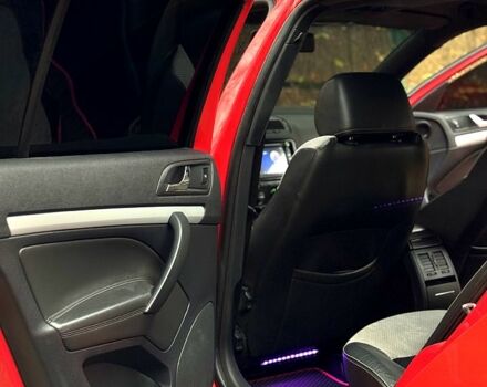 Красный Шкода Октавия, объемом двигателя 2 л и пробегом 270 тыс. км за 8999 $, фото 6 на Automoto.ua