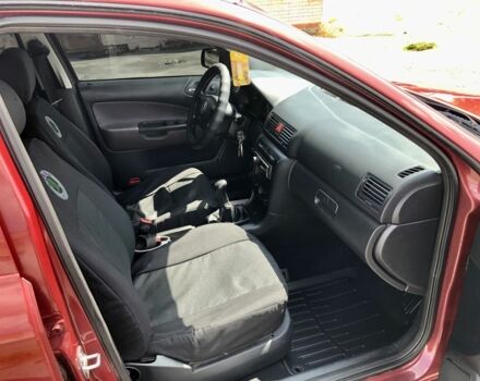 Красный Шкода Октавия, объемом двигателя 1.6 л и пробегом 3 тыс. км за 4150 $, фото 22 на Automoto.ua