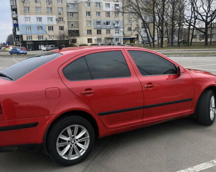 Червоний Шкода Октавія, об'ємом двигуна 1.6 л та пробігом 230 тис. км за 5200 $, фото 3 на Automoto.ua