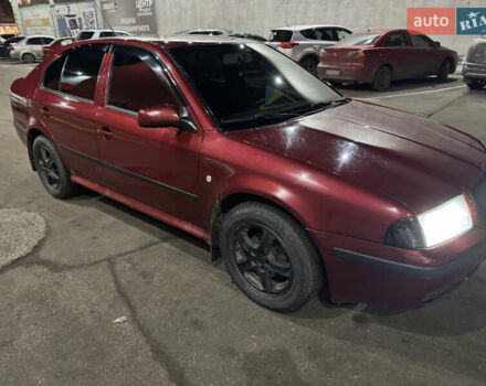 Червоний Шкода Октавія, об'ємом двигуна 1.6 л та пробігом 219 тис. км за 5600 $, фото 1 на Automoto.ua