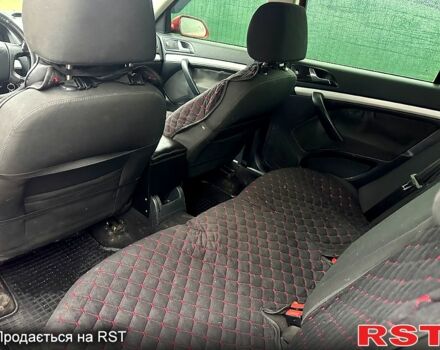 Червоний Шкода Октавія, об'ємом двигуна 1.6 л та пробігом 205 тис. км за 5300 $, фото 7 на Automoto.ua