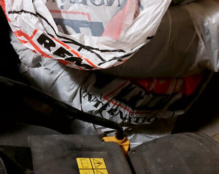 Червоний Шкода Октавія, об'ємом двигуна 1.6 л та пробігом 263 тис. км за 6000 $, фото 4 на Automoto.ua