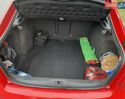 Красный Шкода Октавия, объемом двигателя 1.98 л и пробегом 250 тыс. км за 7800 $, фото 9 на Automoto.ua