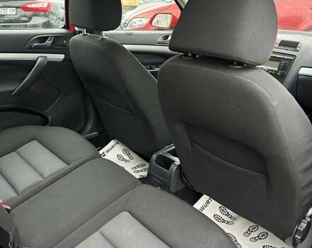 Красный Шкода Октавия, объемом двигателя 1.6 л и пробегом 332 тыс. км за 5000 $, фото 16 на Automoto.ua