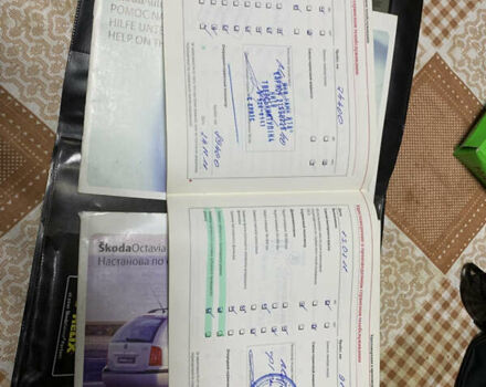 Червоний Шкода Октавія, об'ємом двигуна 1.78 л та пробігом 338 тис. км за 5500 $, фото 22 на Automoto.ua