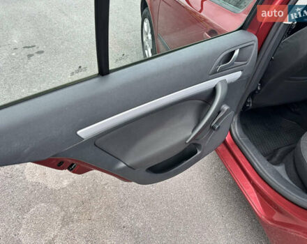 Червоний Шкода Октавія, об'ємом двигуна 1.6 л та пробігом 211 тис. км за 7999 $, фото 57 на Automoto.ua