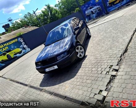 Червоний Шкода Октавія, об'ємом двигуна 1.6 л та пробігом 255 тис. км за 5100 $, фото 1 на Automoto.ua
