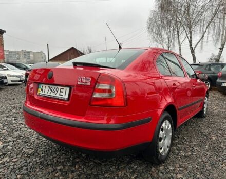 Красный Шкода Октавия, объемом двигателя 1.6 л и пробегом 332 тыс. км за 5000 $, фото 2 на Automoto.ua
