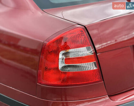 Червоний Шкода Октавія, об'ємом двигуна 1.6 л та пробігом 211 тис. км за 7999 $, фото 15 на Automoto.ua