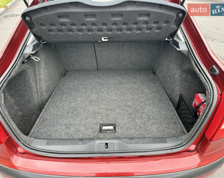 Червоний Шкода Октавія, об'ємом двигуна 1.6 л та пробігом 211 тис. км за 7999 $, фото 34 на Automoto.ua