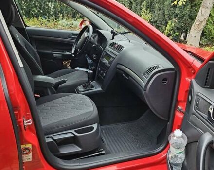 Шкода Октавія 2008 у Львові на Automoto.ua Червоний Шкода Октавія, об'ємом двигуна 1.98 л та пробігом 317 тис. км за 6500 $, фото 10 на Automoto.ua