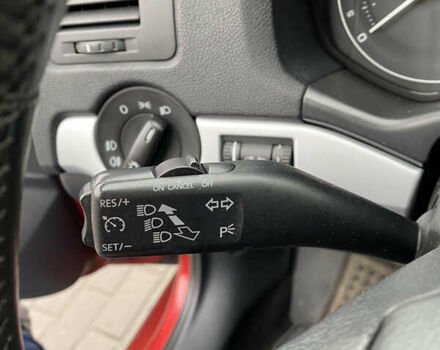 Красный Шкода Октавия, объемом двигателя 1.6 л и пробегом 199 тыс. км за 6500 $, фото 28 на Automoto.ua