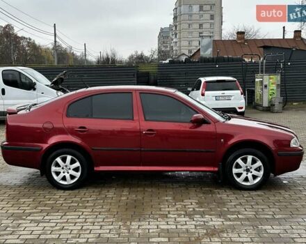 Красный Шкода Октавия, объемом двигателя 1.6 л и пробегом 225 тыс. км за 4750 $, фото 5 на Automoto.ua