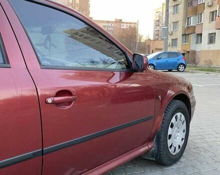 Красный Шкода Октавия, объемом двигателя 1.6 л и пробегом 222 тыс. км за 5250 $, фото 8 на Automoto.ua