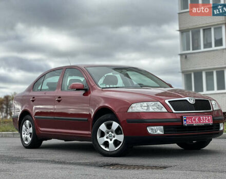Червоний Шкода Октавія, об'ємом двигуна 1.6 л та пробігом 211 тис. км за 7999 $, фото 21 на Automoto.ua