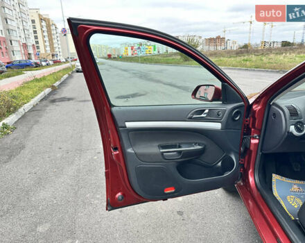 Червоний Шкода Октавія, об'ємом двигуна 1.6 л та пробігом 211 тис. км за 7999 $, фото 38 на Automoto.ua