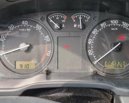 Красный Шкода Октавия, объемом двигателя 1.6 л и пробегом 221 тыс. км за 6450 $, фото 6 на Automoto.ua
