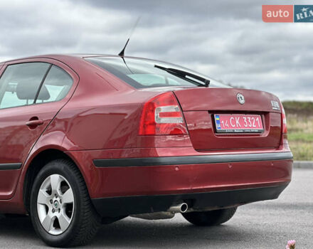 Червоний Шкода Октавія, об'ємом двигуна 1.6 л та пробігом 211 тис. км за 7999 $, фото 16 на Automoto.ua