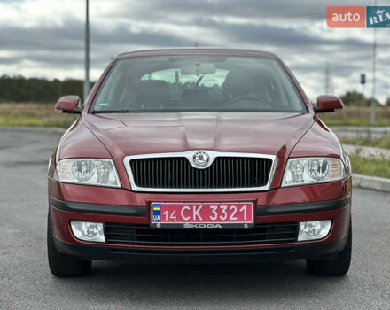 Червоний Шкода Октавія, об'ємом двигуна 1.6 л та пробігом 211 тис. км за 7999 $, фото 26 на Automoto.ua