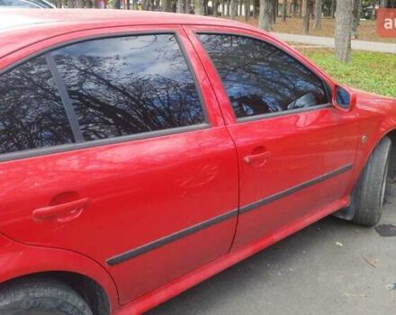 Красный Шкода Октавия, объемом двигателя 1.8 л и пробегом 279 тыс. км за 4500 $, фото 3 на Automoto.ua