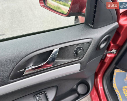 Червоний Шкода Октавія, об'ємом двигуна 1.6 л та пробігом 211 тис. км за 7999 $, фото 40 на Automoto.ua