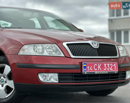 Червоний Шкода Октавія, об'ємом двигуна 1.6 л та пробігом 211 тис. км за 7999 $, фото 19 на Automoto.ua