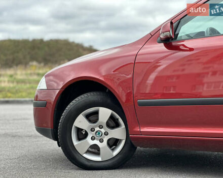 Червоний Шкода Октавія, об'ємом двигуна 1.6 л та пробігом 211 тис. км за 7999 $, фото 14 на Automoto.ua