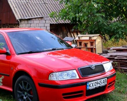 Красный Шкода Октавия, объемом двигателя 1.8 л и пробегом 240 тыс. км за 7100 $, фото 4 на Automoto.ua
