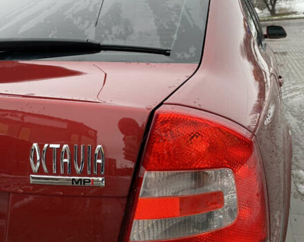 Красный Шкода Октавия, объемом двигателя 1.6 л и пробегом 199 тыс. км за 6500 $, фото 5 на Automoto.ua