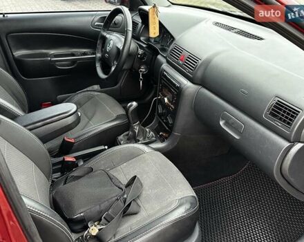 Красный Шкода Октавия, объемом двигателя 1.6 л и пробегом 225 тыс. км за 4750 $, фото 14 на Automoto.ua