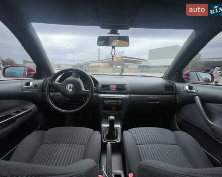 Красный Шкода Октавия, объемом двигателя 1.78 л и пробегом 227 тыс. км за 6500 $, фото 8 на Automoto.ua