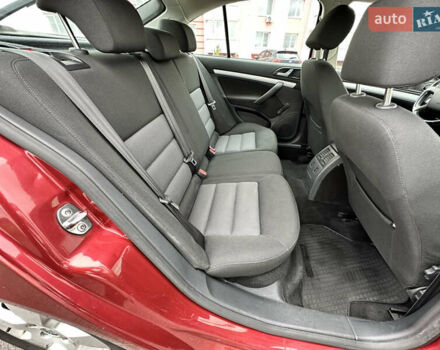 Червоний Шкода Октавія, об'ємом двигуна 1.6 л та пробігом 211 тис. км за 7999 $, фото 67 на Automoto.ua