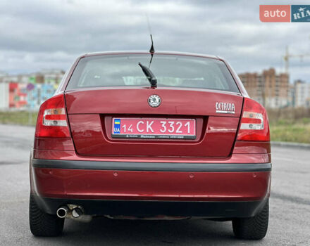Червоний Шкода Октавія, об'ємом двигуна 1.6 л та пробігом 211 тис. км за 7999 $, фото 31 на Automoto.ua