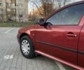 Красный Шкода Октавия, объемом двигателя 1.6 л и пробегом 222 тыс. км за 5250 $, фото 2 на Automoto.ua